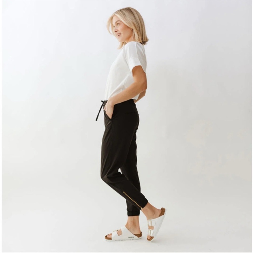 Albion Fit Jetsetter Joggers Pants Gold Zippers Black Small